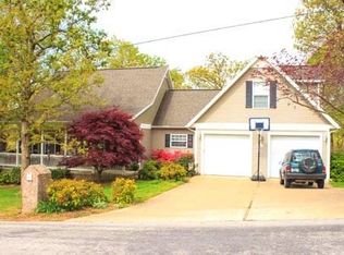 8813 Pageant Dr, Rogers, AR 72756