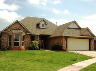 16812 La Paloma Ln, Edmond, OK 73012