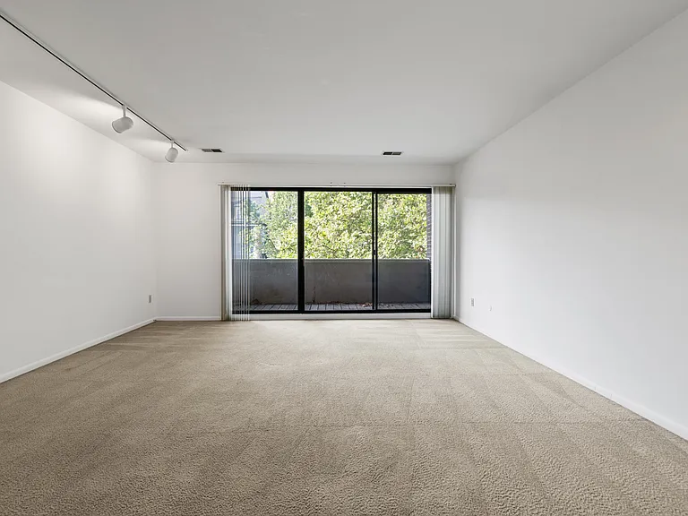 6348 Marchand St #6 — Photo 20