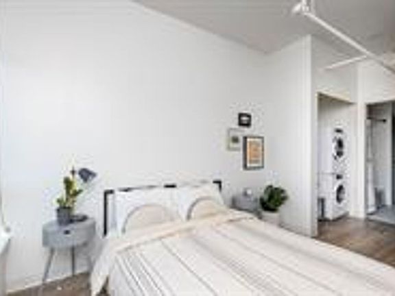 5th image of 1709-1715 5th Ave #304