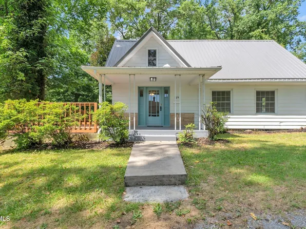 119 Proctor St S, Big Stone Gap, VA 24219