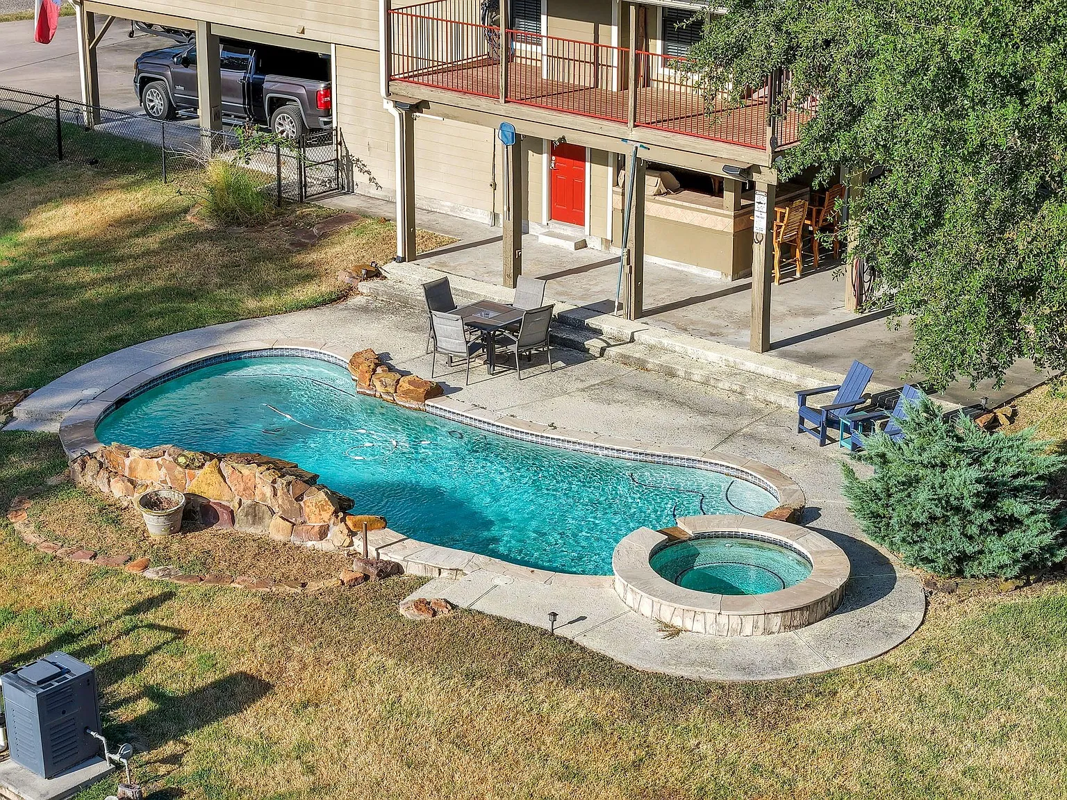 2 bed, 3.0 bath, 1584 sqft, $3,700 — Photo 1