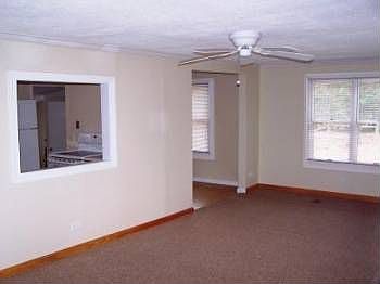 1st image of 160 Thompson Ln
