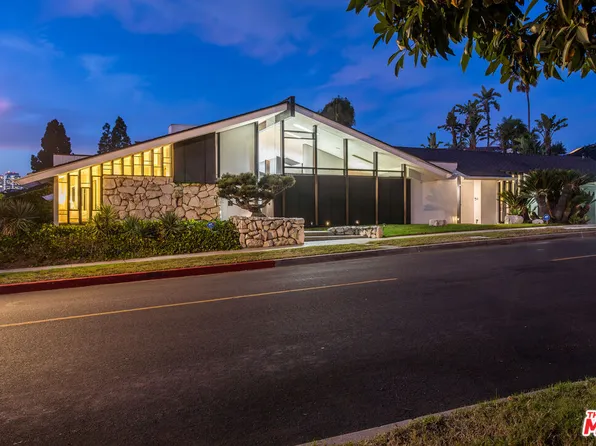 2926 Club Dr, Los Angeles, CA 90064