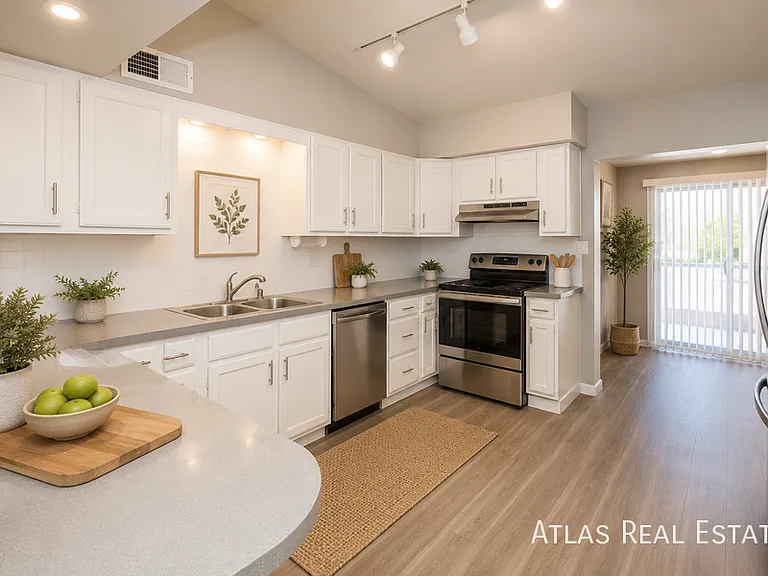 7015 E Wilshire Dr #4 — Photo 7