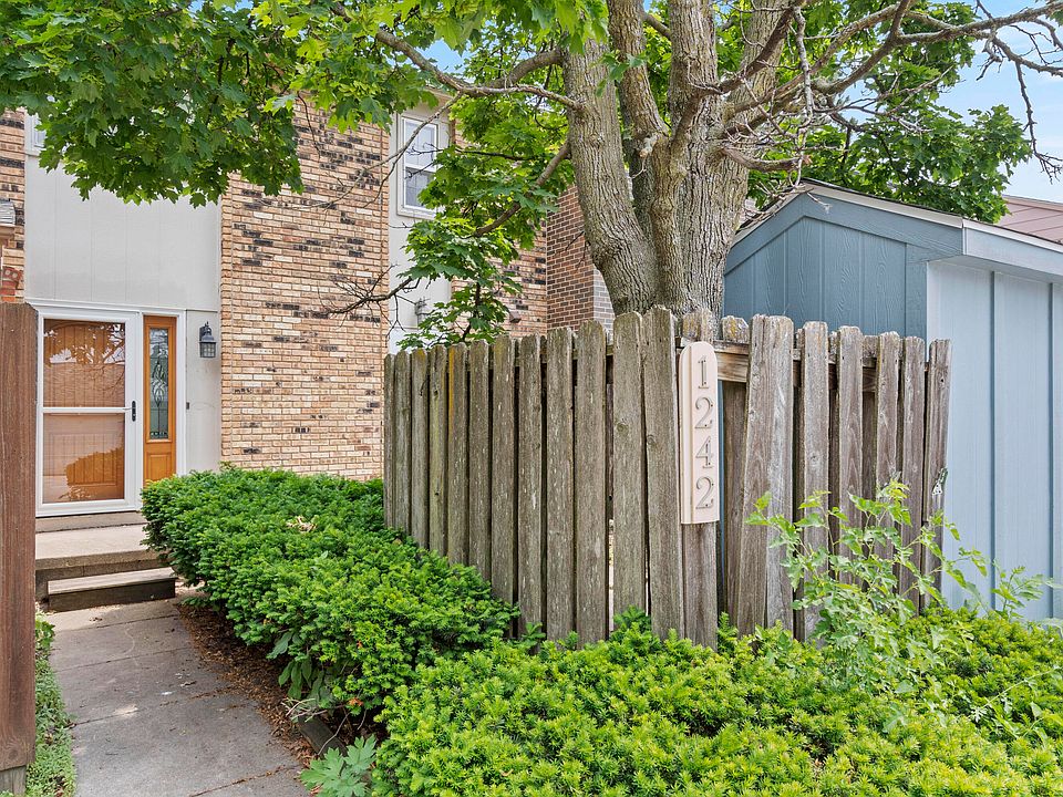 1st image of 1242 Truman Pl