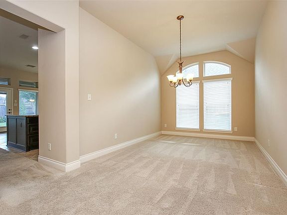 5th image of 14113 Green Thicket Dr