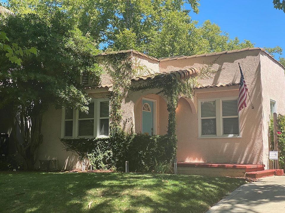 1st image of 3209 C St