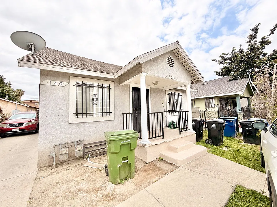 138 W 93rd St