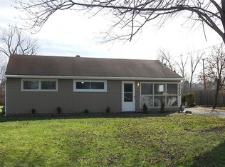 1860 Edgewood Dr, Twinsburg, OH 44087