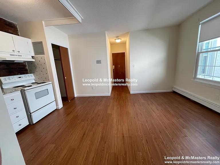 South Huntington Apartments — Photo 35