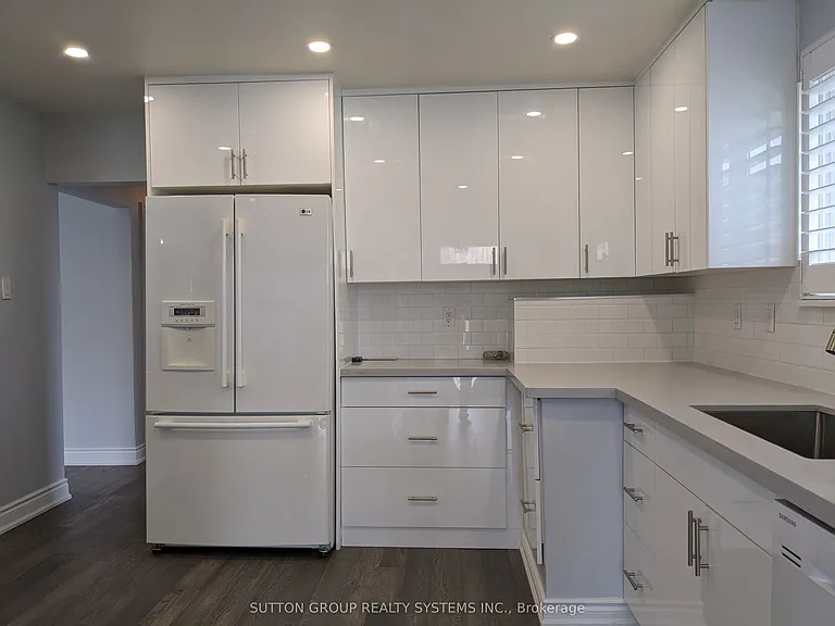 297 Balmoral Dr — Photo 8