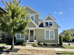 329 Augusta Ave, Pleasant View, TN 37146