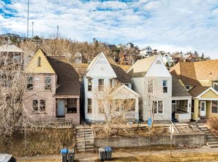 305 W 4th St, Duluth, MN 55806