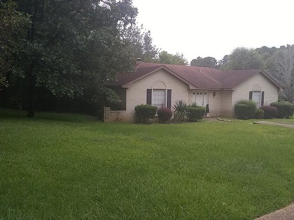 5th image of 3414 Shannon Dale Dr