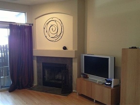 3rd image of 500 N Roosevelt Ave Unit 28
