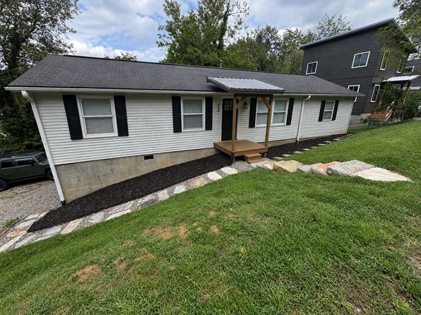 22 Greeley St, Asheville, NC 28806