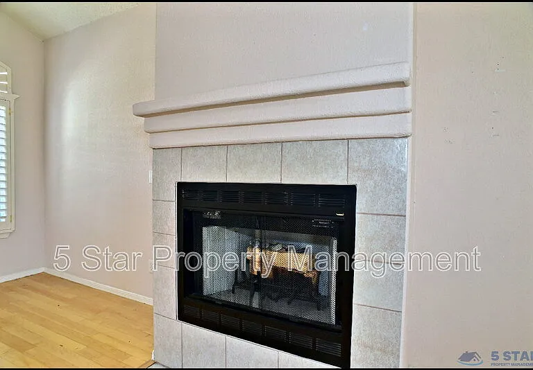 1560 Via Appia St — Photo 9