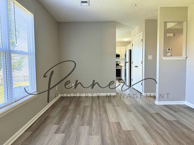 517 Sky Vue Dr #A — Photo 4