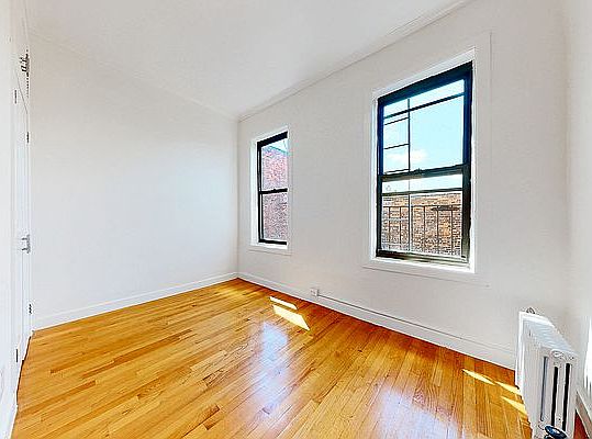 5th image of 542 W 147th St Floor 201-5