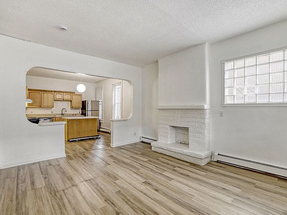 2nd image of 1632 N Franklin St APT 2