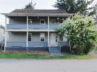 9 Lafayette St, Willimantic, CT 06226