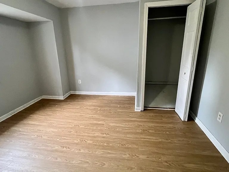 225 N Burgher Ave #1 — Photo 10