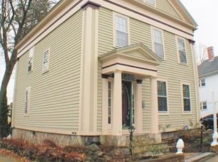 7 Crown St, Worcester, MA 01609