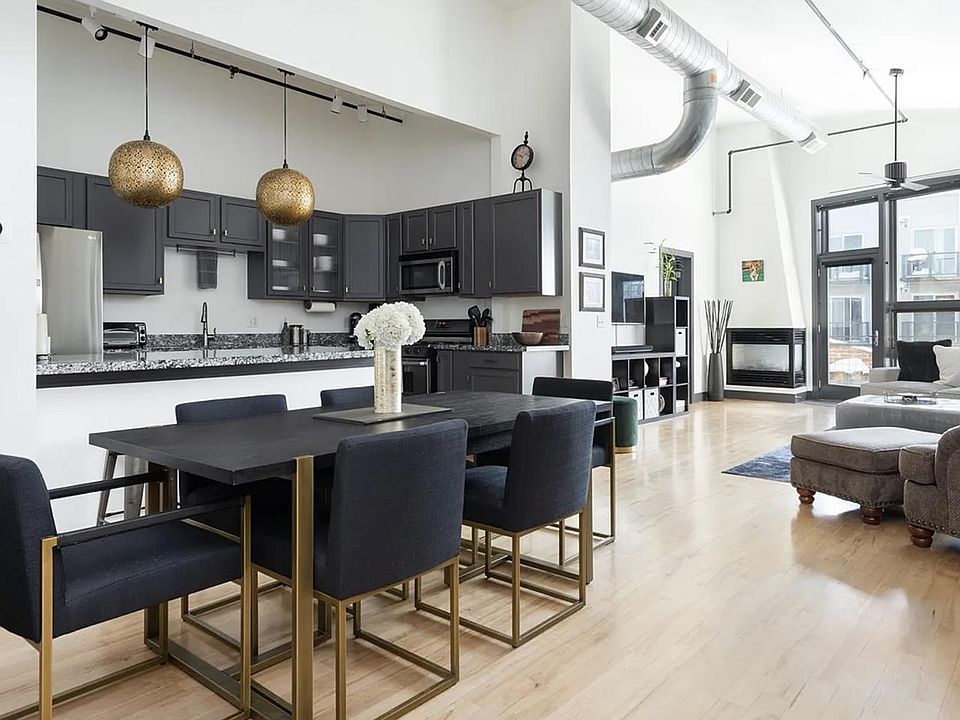 1st image of 2441 N Broadway Unit 305