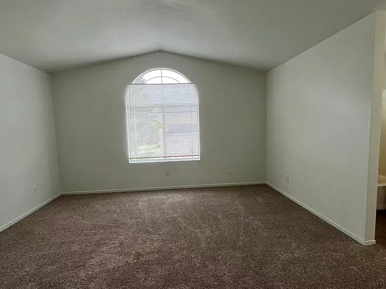 1022 Bess Pl — Photo 20