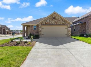 3901 Oak Creek Cir, Denison, TX 75020
