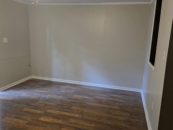 4th image of 4784 James Kent Ct