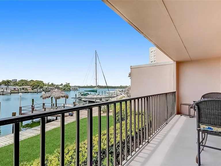 51 Island Way #104 — Photo 36