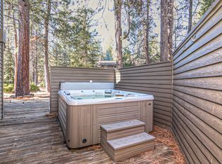 17639 Goldfinch Ln, Sunriver, OR 97707