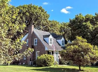 2308 S Gilinger Rd, Lafayette Hill, PA 19444