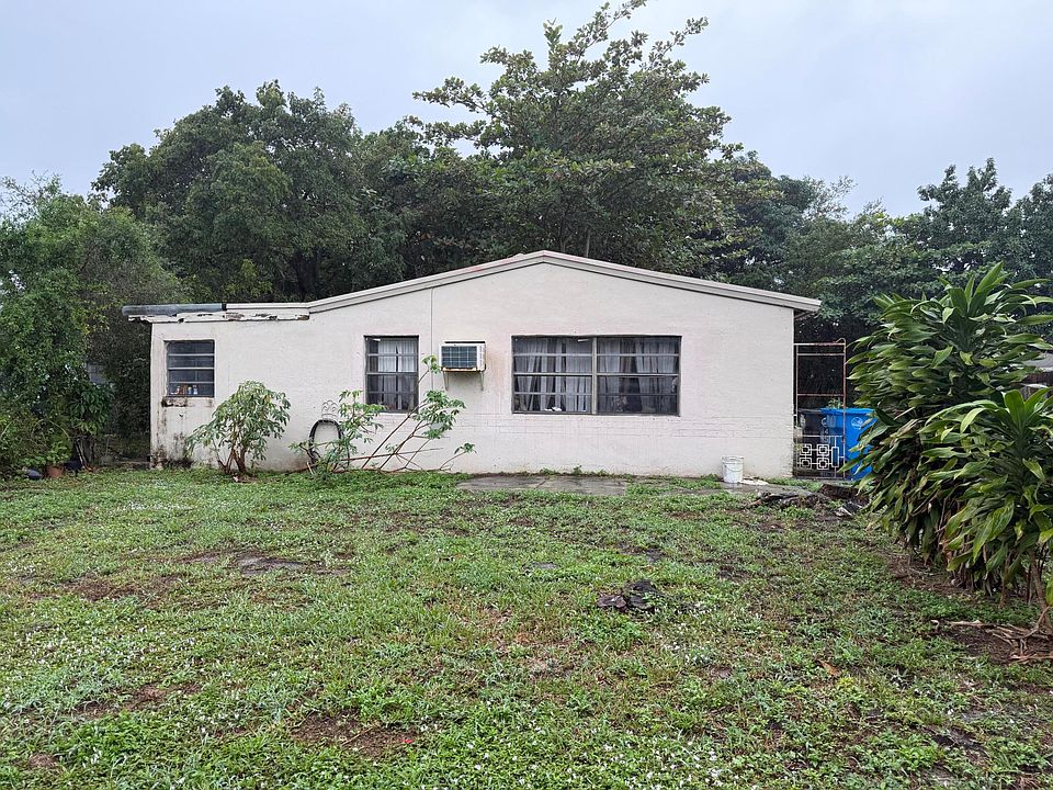 1st image of 4530 SW 33rd Drive