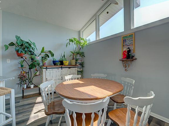 5th image of 305 Forest Hills Dr