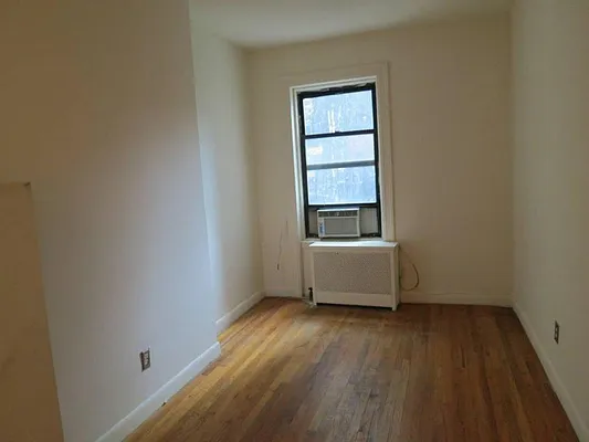 Rented by Town Residential | media 11