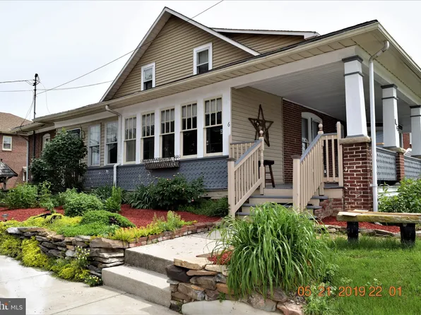 876 York St, Hanover, PA 17331