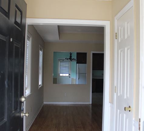 2nd image of 2935 Callaway Cir