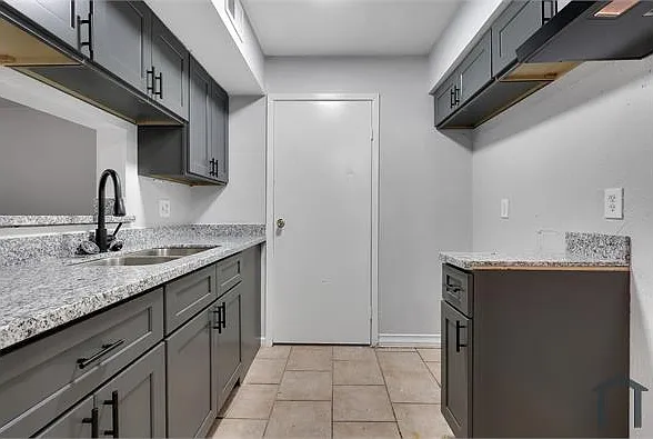 2 bed, 1120 sqft, $1,150 — Photo 2