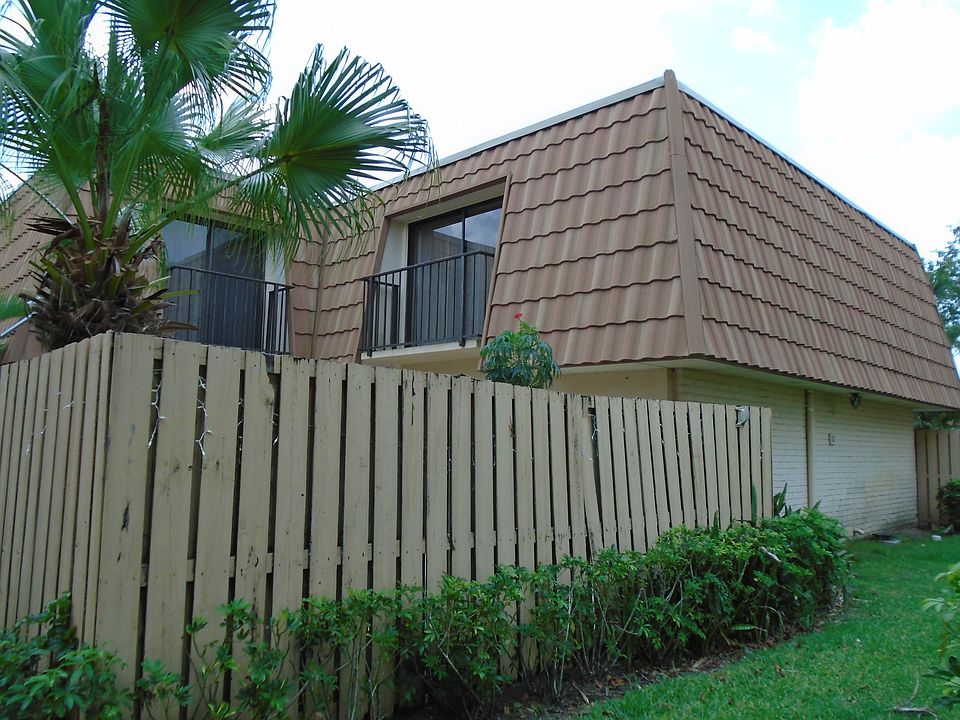 1st image of 597 Green Springs Pl