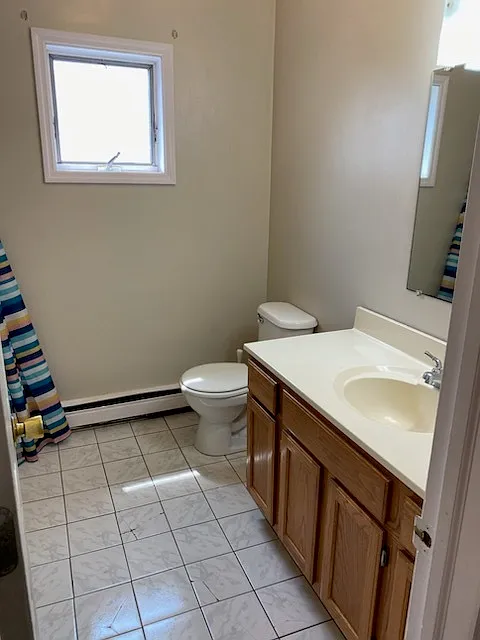 654 E Main St — Photo 3