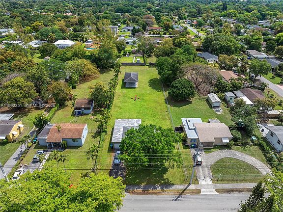 3rd image of 14031 NW 5th Ave