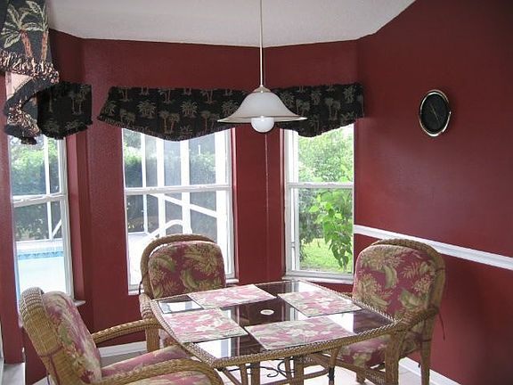 Breakfast nook