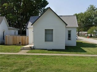 227 N Washington St, Lovington, IL 61937