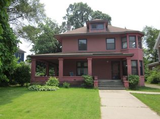 1048 Martin Luther King Jr St SE, Grand Rapids, MI