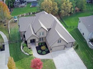 1705 NE Woodland Shores Ct, Lees Summit, MO 64086