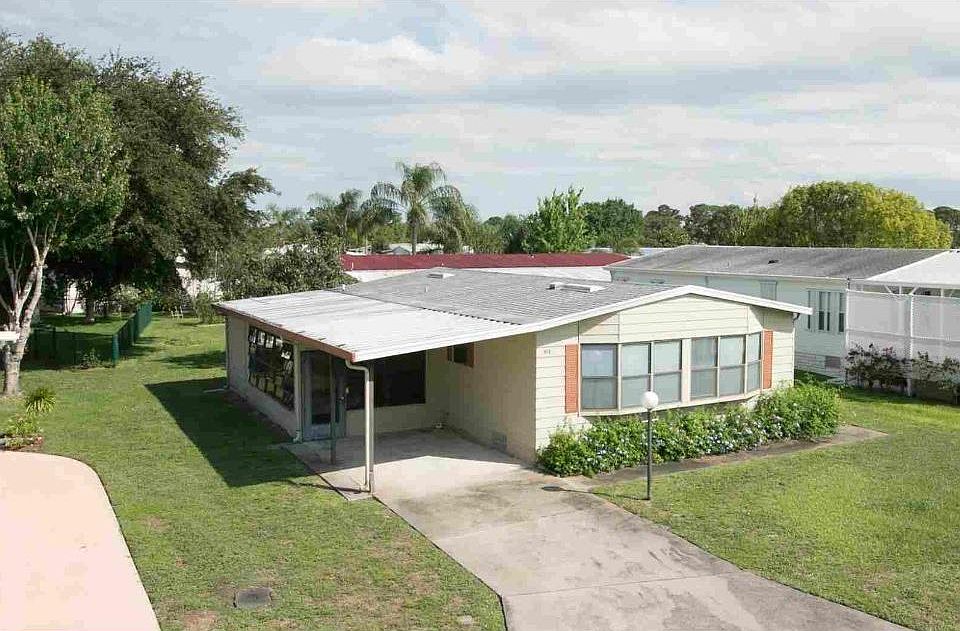 1st image of 102 Fig Ct