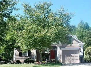 9112 Gatwick Ct, Charlotte, NC 28215